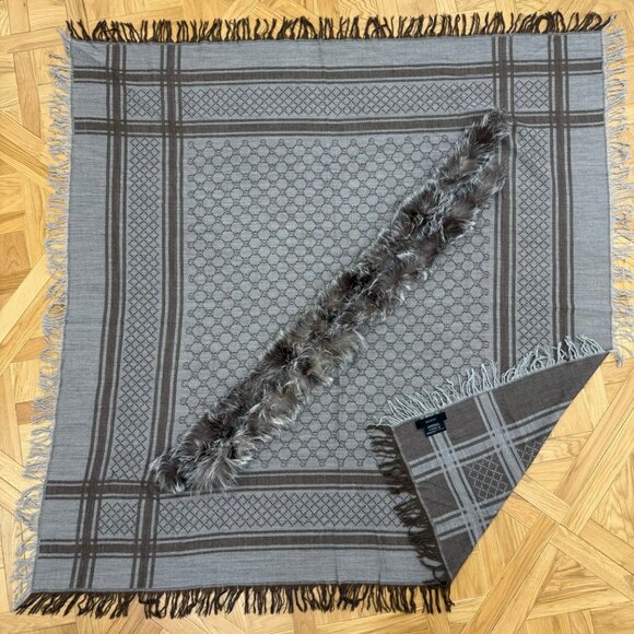 Gucci GG Grey and Brown Pattern Wool and Silk Scarf Shawl Wrap with Fox Fur Trim - Picture 10 of 10